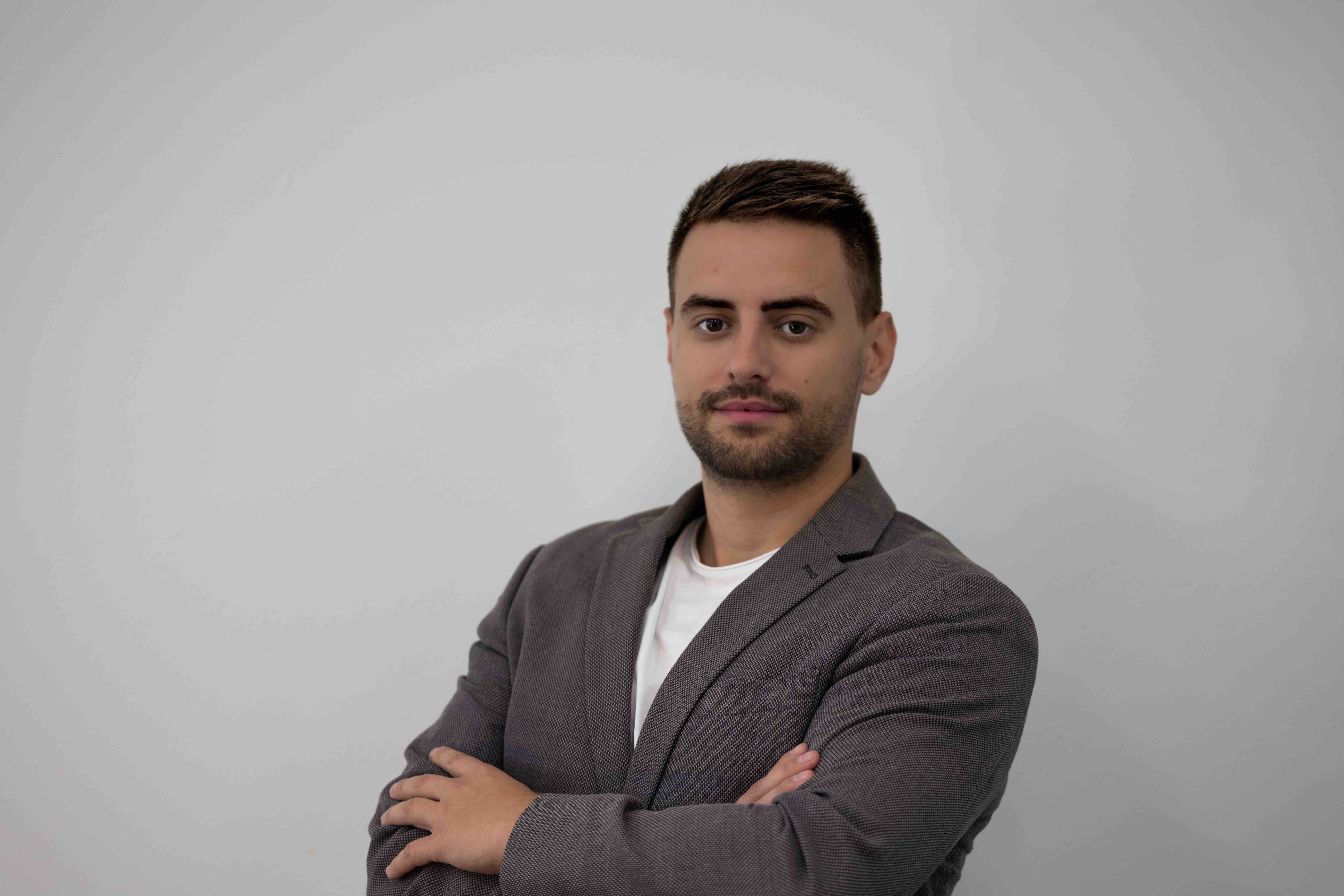 Stefan J